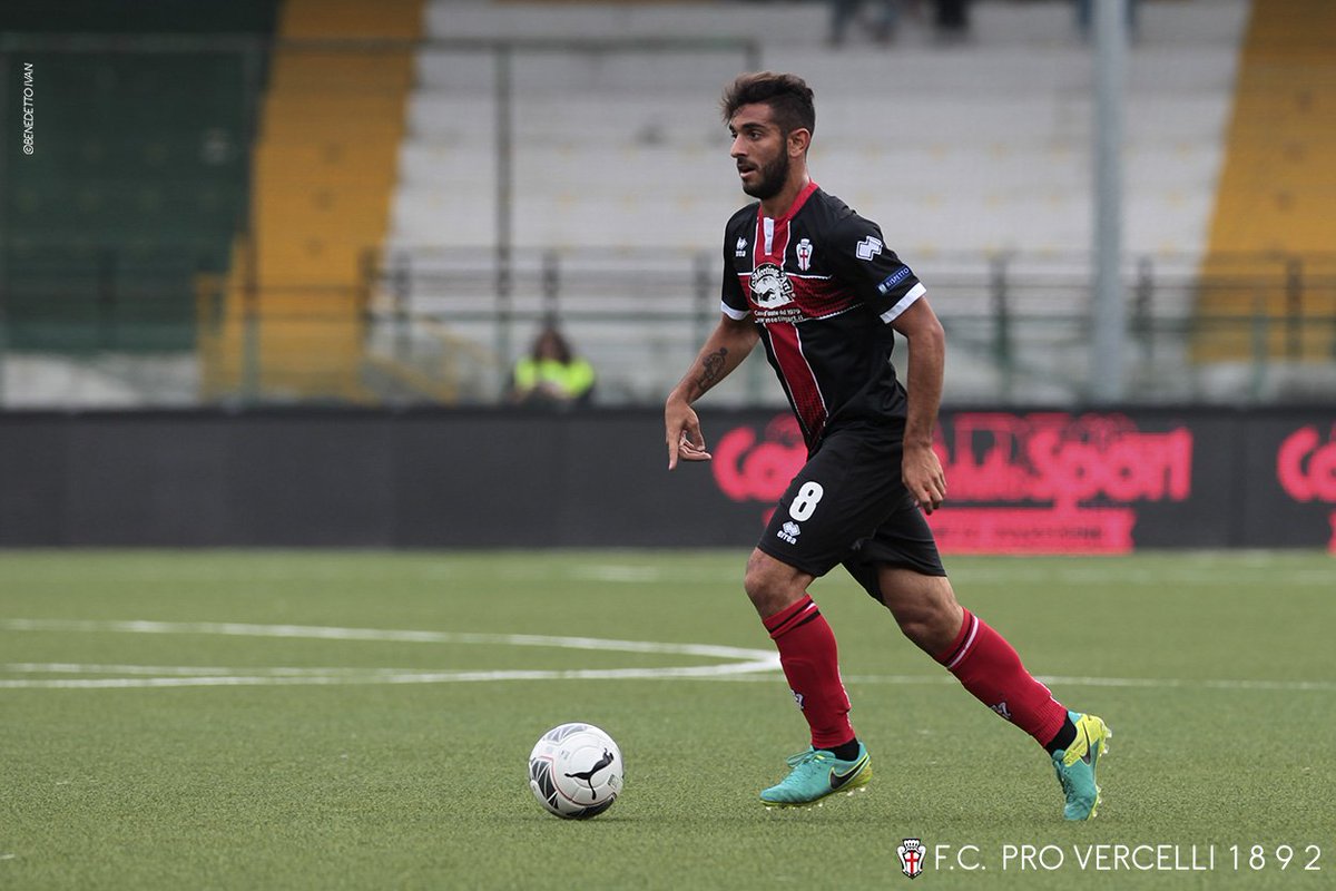 ProVercelli1892's tweet photo. Stasera @Palacc8Official raggiungerà l'#Under20 per l'impegno di martedì nel "Quattro Nazioni"
#ProVercelli  @Lega_B @Vivo_Azzurro https://t.co/l0Sv1fGbaS