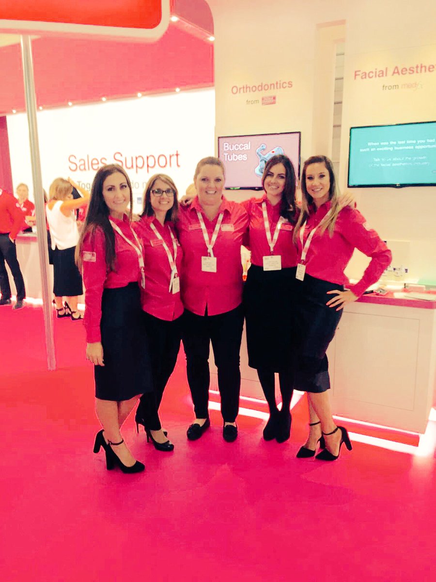ZaraVickersDD's tweet photo. WOW what a great 3 days at #BDIA2016 #TeamDD βοΈπ https://t.co/hAYoQpjH9x