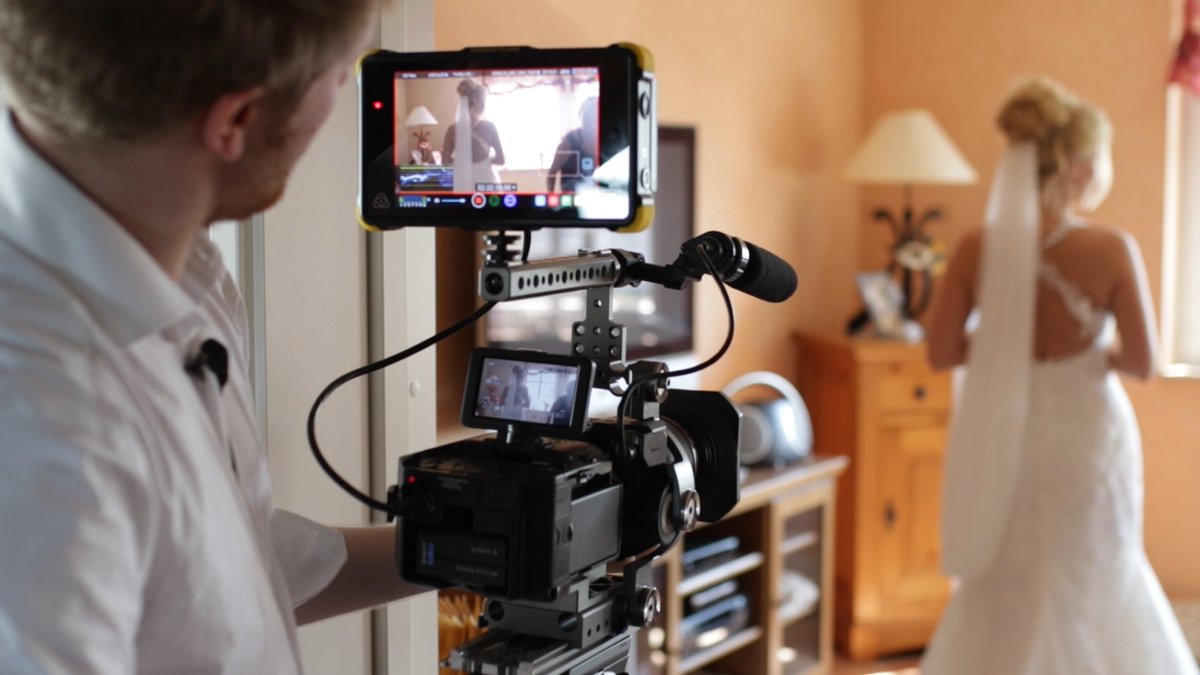 Weddings are fun with the <a href="/Sony/">Sony</a> Fs700 and the Shogun Flame <a href="/Atomos_News/">Atomos</a> but still waiting on that 4K Raw firmware update for the flame