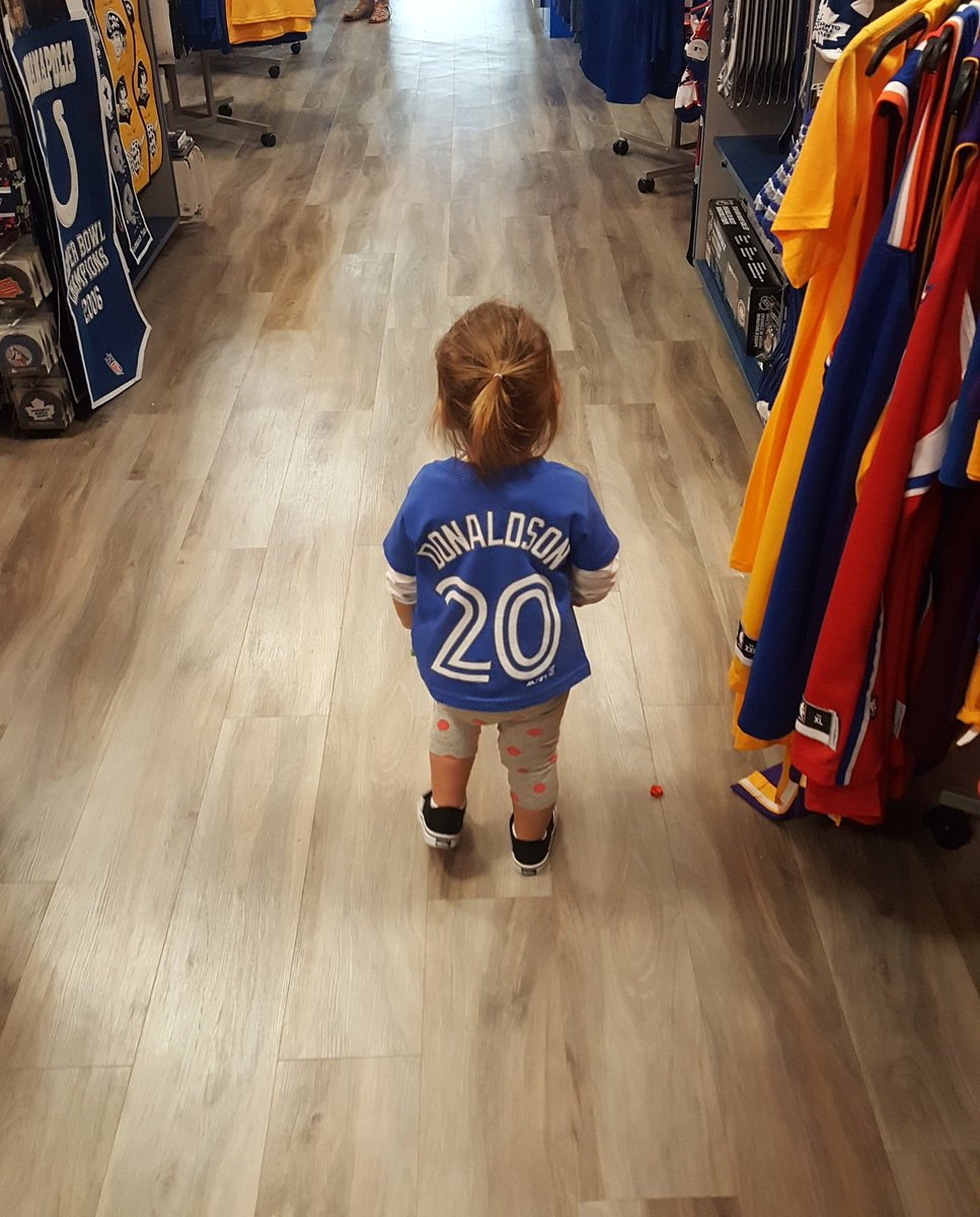 kgsci's tweet image. The only shirt she wanted #BringerOfRain20 #GoJaysGo