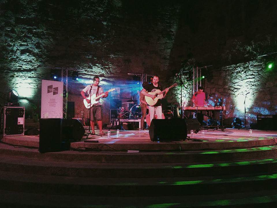 Ahir va estar genial :) 
Un plaer formar part de la <a href="/FMediterrania/">Fira Mediterrània</a>, representar la @casamusicmataro i estrenar banda!