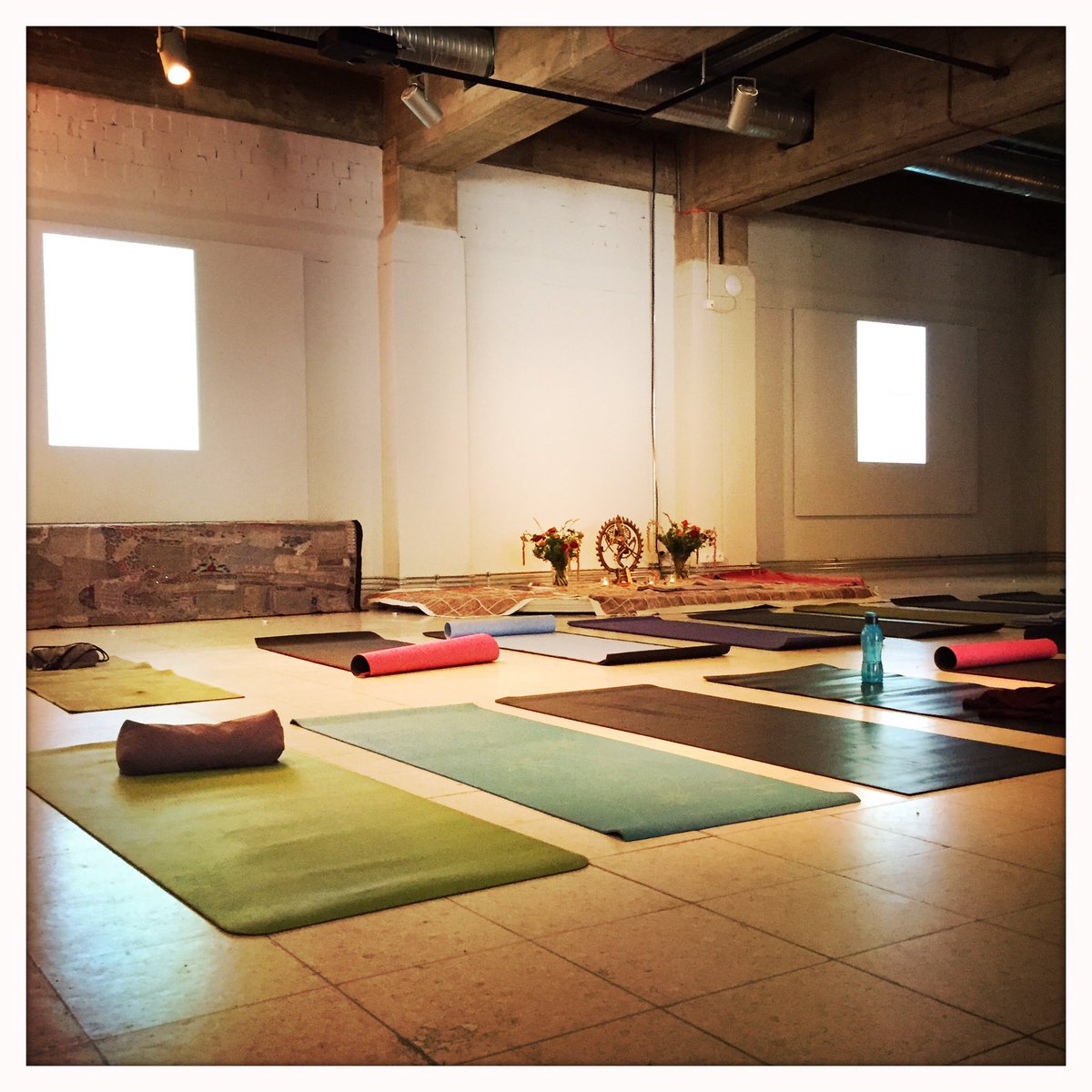 myCalm's tweet photo. Preparing the book launch of #innenaussen #yogabook by Annette Söhnlein and Elena Lustig #yoga #books #chakra #innenaussen @UnicornBerlin https://t.co/whCEaVVIZ6