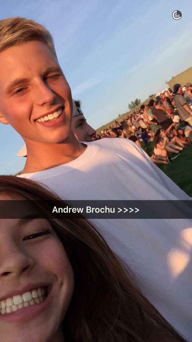samanluke21's tweet photo. @_andrewbrochu happy late aug 17 bday #justfoundit https://t.co/WiBw6r4YoB