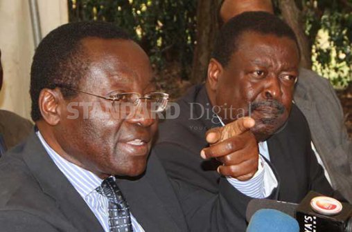 StandardKenya's tweet photo. I will support CORD to kick Jubilee out of power, says Mudavadi
https://t.co/XB86Tt2uYv https://t.co/Gk7g5bKqW6