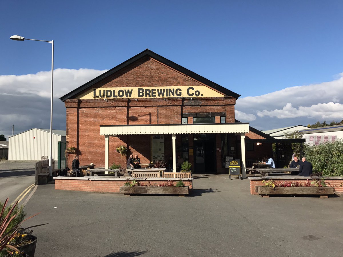 Becky Manley (Beckyleanne81) Twitter