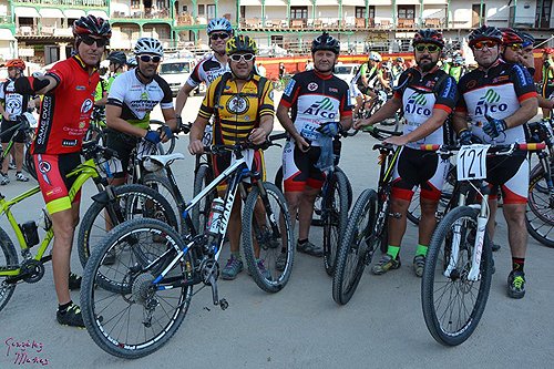 El #Ciclismo de #Aranjuez, en la Marcha San Galindo de #Chinchón campeonesaranjuez.com/2016/10/el-cic… @ClubMtbAranjuez <a href="/ccmaranjuez/">ccmaranjuez</a>