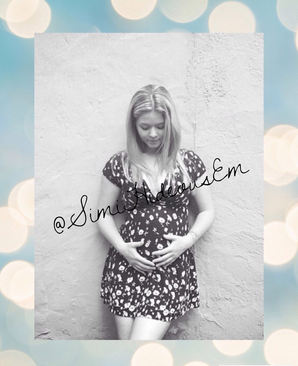 SimiHideousEm's tweet image. Tell me which one you want @SexyLierAlison