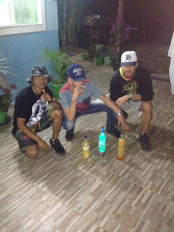 "quando nós ainda tava bom, quando?" <a href="/Jhonattawx/">Jhonattaw “jowzin” Barreto</a> <a href="/Duf_Ferreira/">codinome X</a>