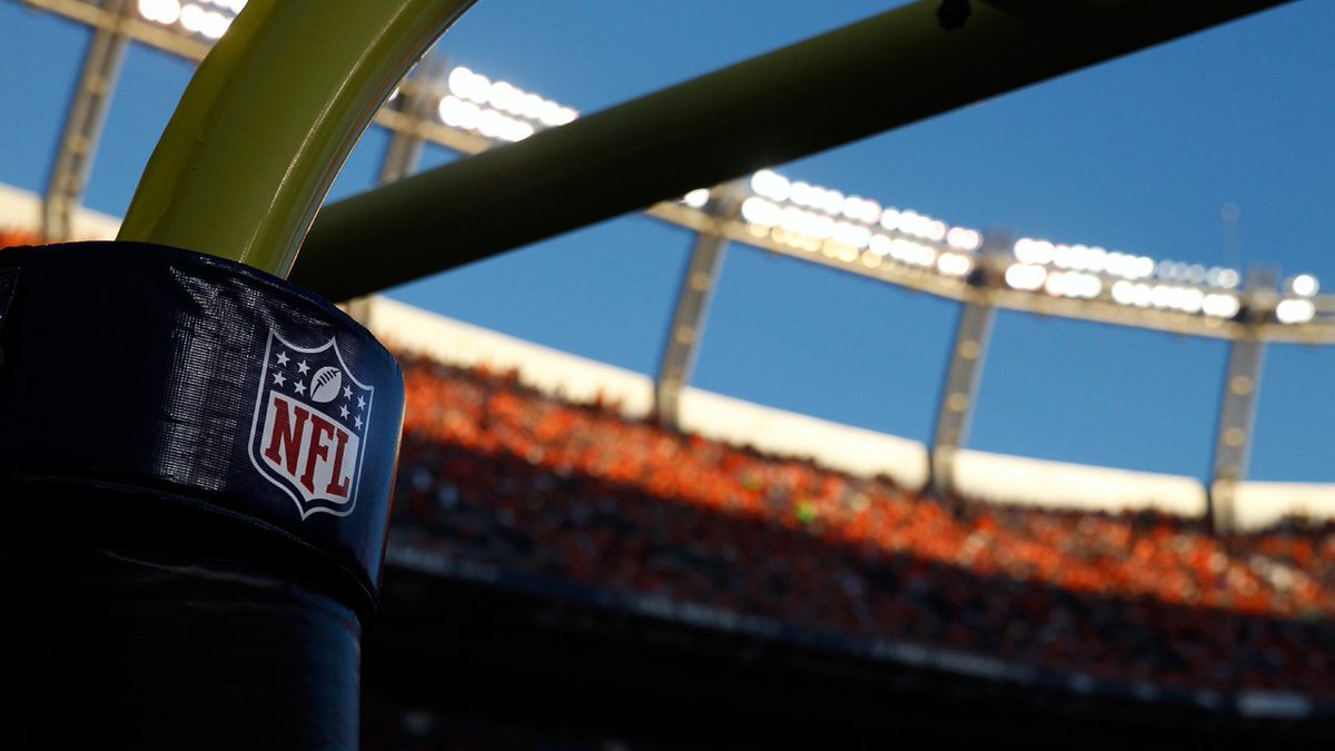 NFL's ratings fumble: Is it time to panic? bit.ly/2d0Cnqh?utm_me… https://t.co/tI9Y20APoK