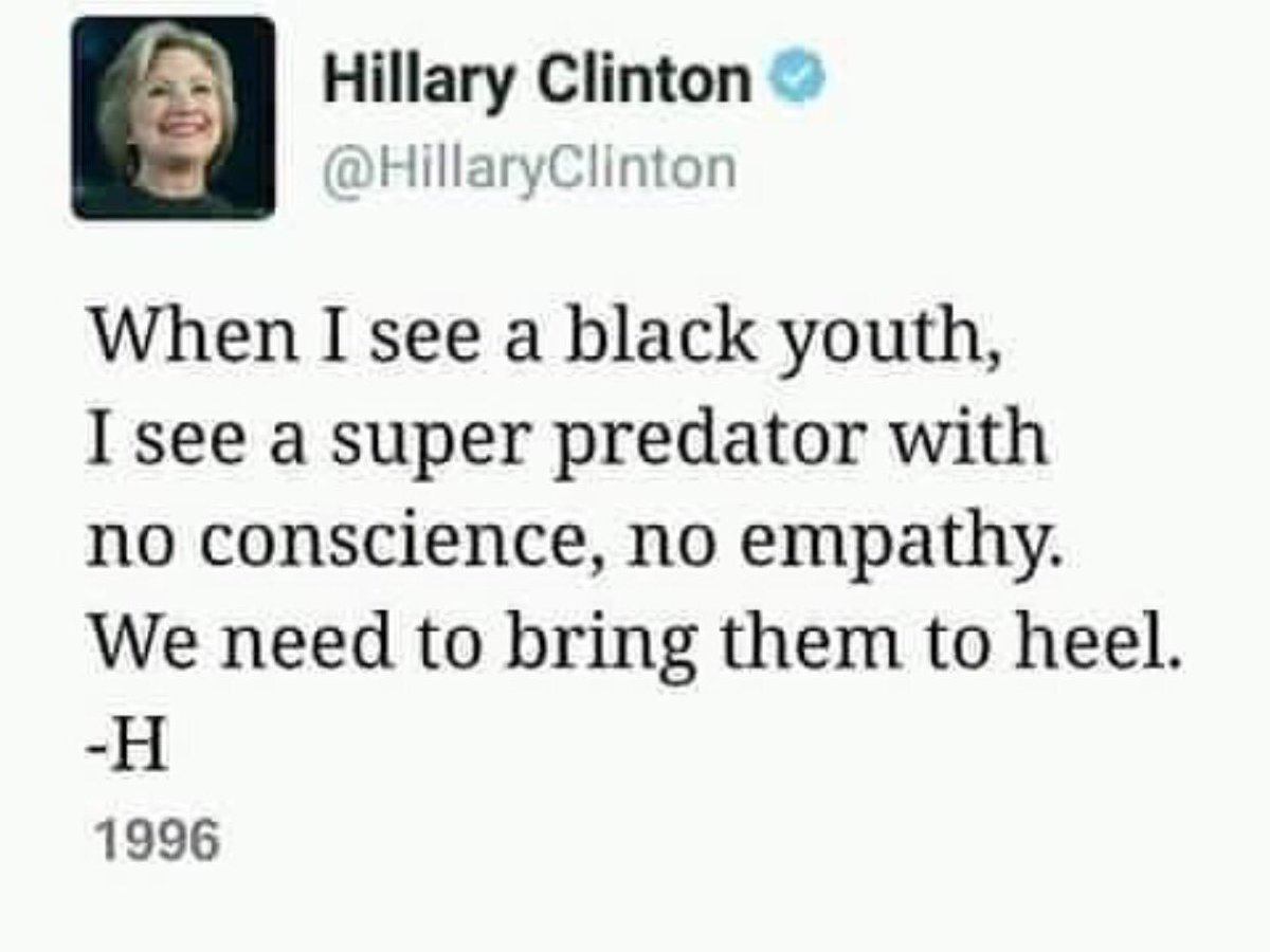 Chipped_Diamond's tweet photo. @HillaryClinton 👀 #Hillary tweets don't die. #CDMag #chippeddiamondmagazine #elections2016 https://t.co/ItrRrnITS9