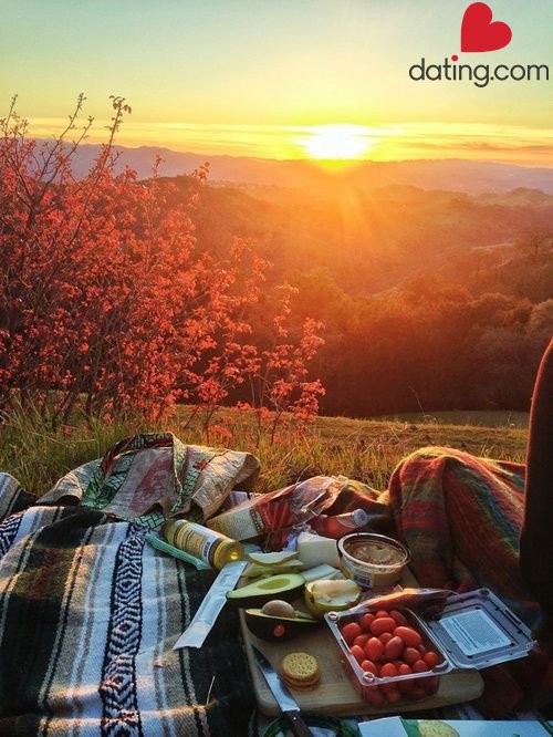 dating's tweet photo. #PerfectDates = Snacking on wine and cheese w/ a view like this. Let us know of any views like this near you! https://t.co/3Qp5vGUxSE https://t.co/QJkDygGlC1