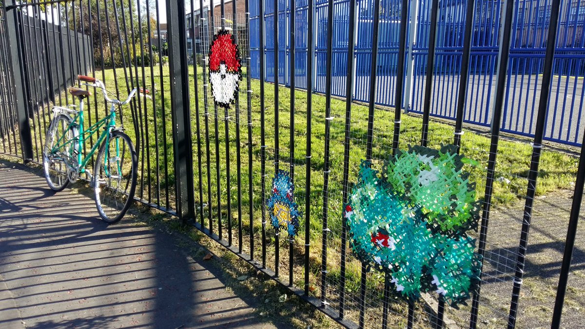 BeMoreSquirrel's tweet image. Check out the guerilla cross stitch on the streets of #Roath &amp;amp; #Adamsdown #CrossingPathsCDF