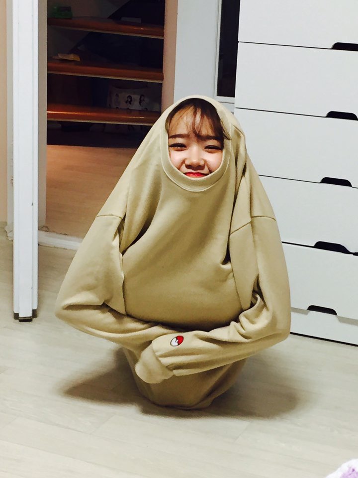 YJ_INTL's tweet photo. [PIC] 161010:- iTeen Twitter update with Yoojung https://t.co/4YXV9GTDpF