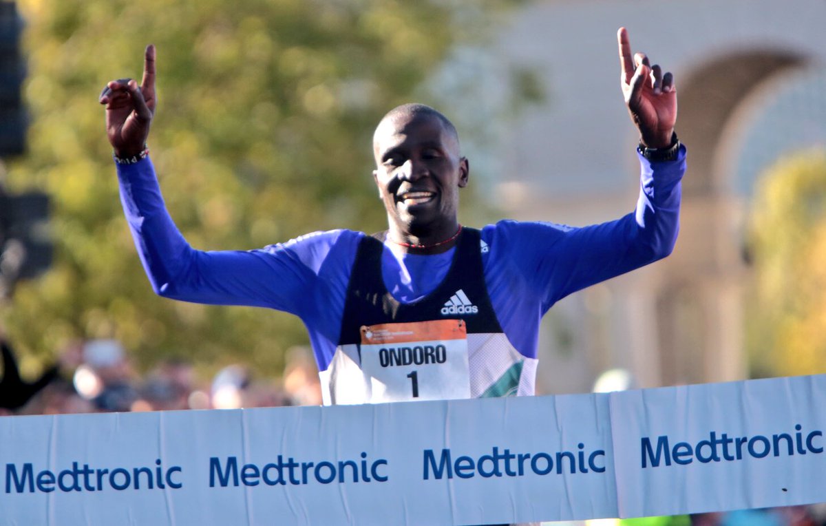 kare11's tweet photo. Dominic Ondoro breaks 31-yr-old #tcmarathon record by more than minute with unofficial time of 2:08:51 📷: @bengarvin https://t.co/eLFpjIjlT1