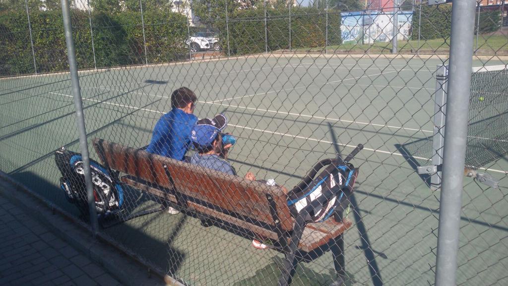 soyavantage's tweet photo. Días de partidos en el torneo de S Nicasio de Leganés. Mucho tenis y casi 30 jugador@s del club #locosporeltenis https://t.co/lJgkIAe06z