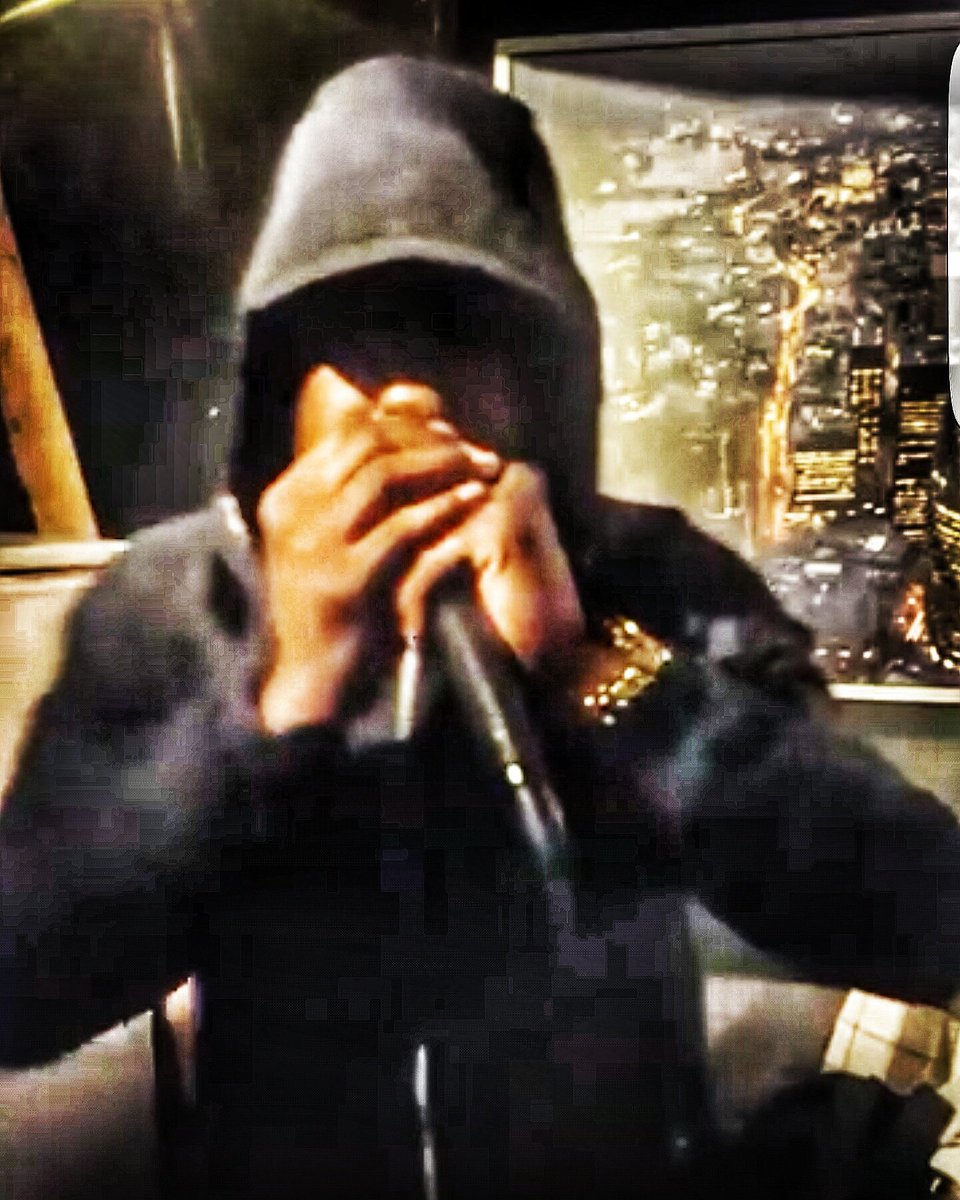 _Mr GRAAABOOOM_ tweet media