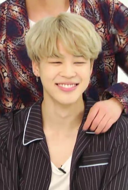 the realms of day and night.. two different worlds coming from two opposite poles.......