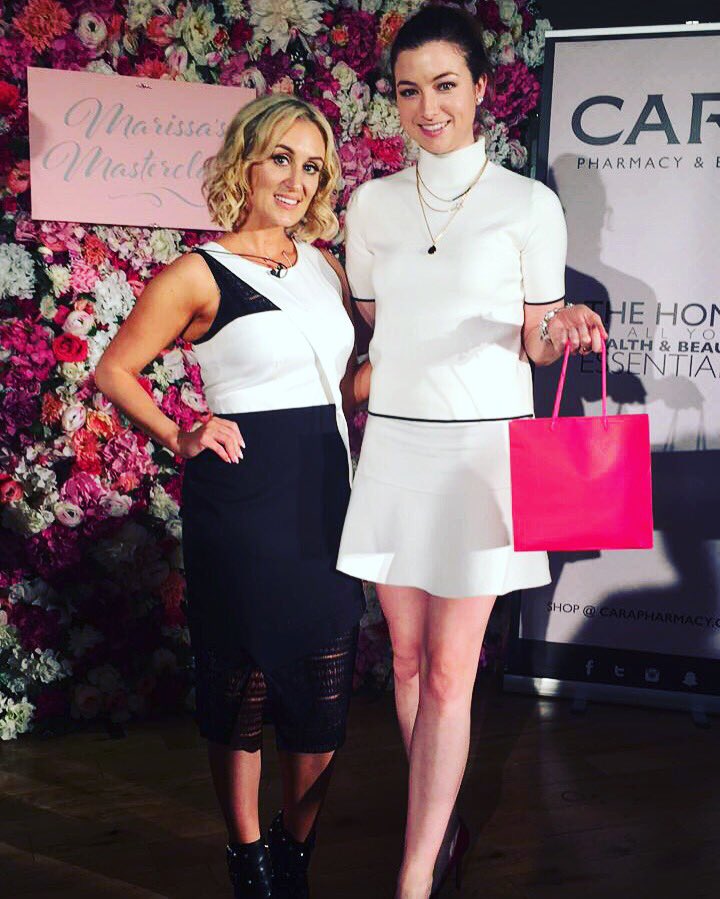 Meghann_Scully's tweet photo. Thank You so much @CarterMarissa and team @cocoabrowntan Delighted to have won best dressed at #MarissaMasterClass
🌺🌸💐🌼🌷🌻 https://t.co/7A9yKNcobr