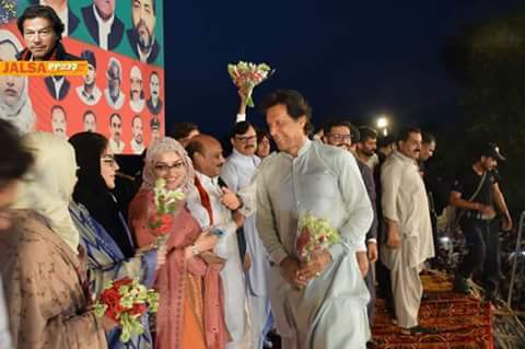 rahman_uae's tweet photo. عمران خان کی قسمت خراب نہیں بلکہ پاکستان کے لوگوں کی قسمت خراب ہے کے وہ غلامی پسند کرتے ہیں
#کپتان_عوام_ساتھ ۔#عمران_خان #تحریکِ_احتساب https://t.co/VRN7aW8hFc