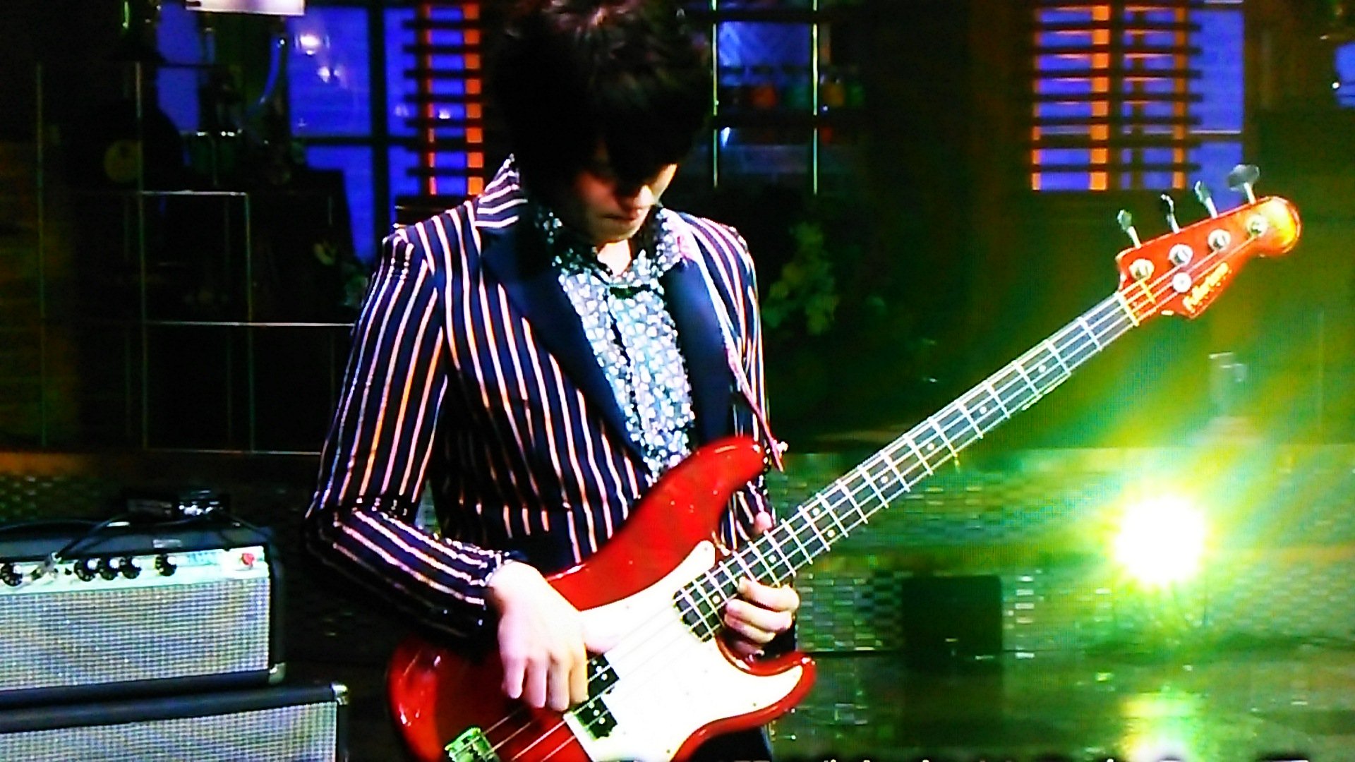 マルウィグちょびこハンセン Twitterissa 丸ちゃんのベースの音が キレイに鳴ってた 丸山隆平のありえないくらいかっこいい画像貼って丸山担殺せ 丸山隆平 関ジャム 関ジャニ T Co Qmenjvzdei Twitter