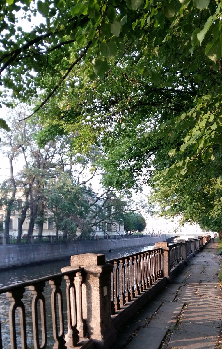 vltavskaja's tweet photo. @washingtonpost @neviditelnypes @TrastevereRM @rianru @1982Coatto 
#StPetersburg❤ 
#leto2016 #summer2016 #weekend 
smile!:-)☔🐳 https://t.co/BcTAJVCxIy
