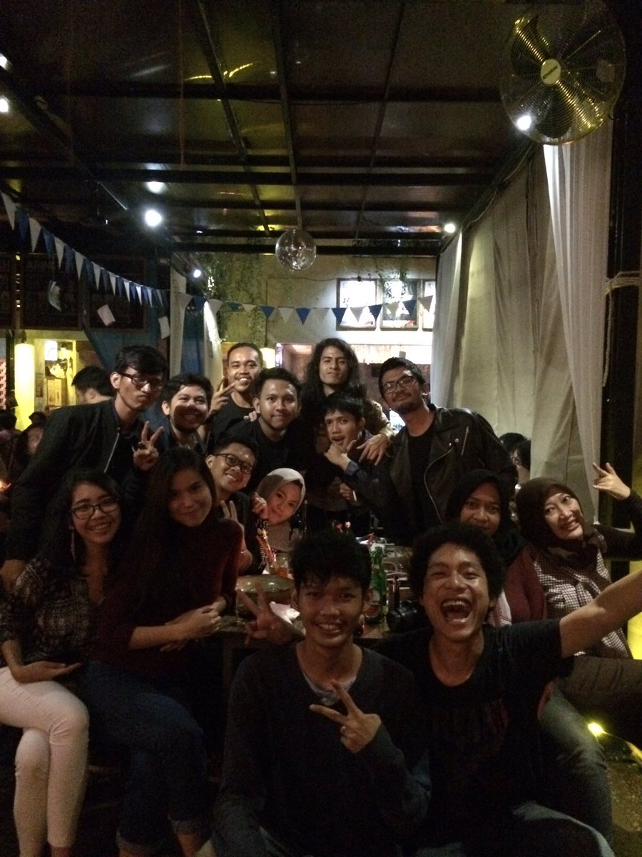 Salah satu keasyikan di acara Lennon Day 'A Peace Maker Reborn'.