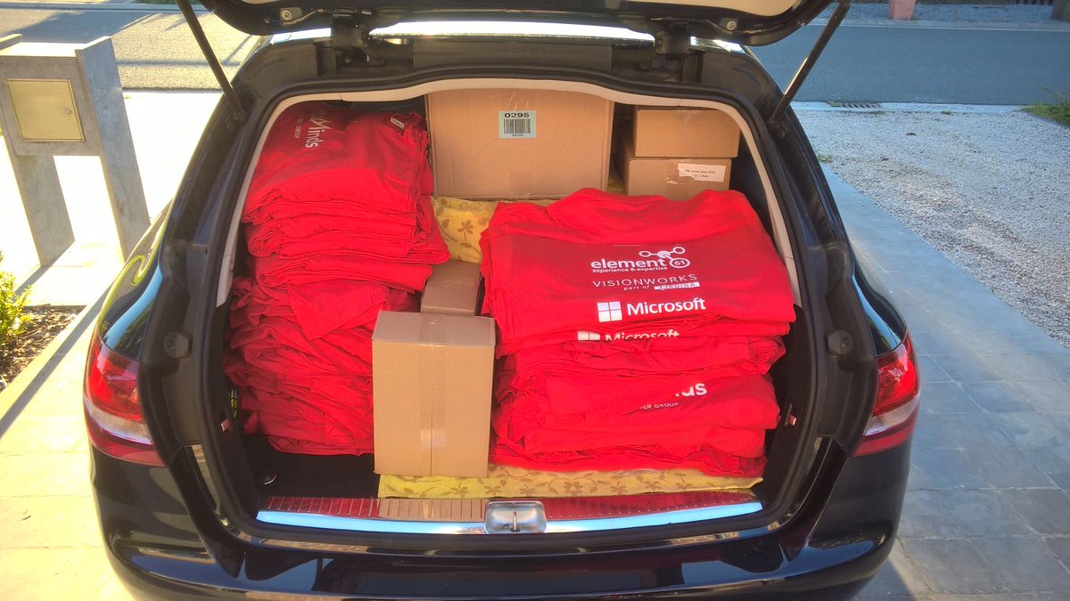 sqlug's tweet image. A carfull of #SQLServerDays goodies!