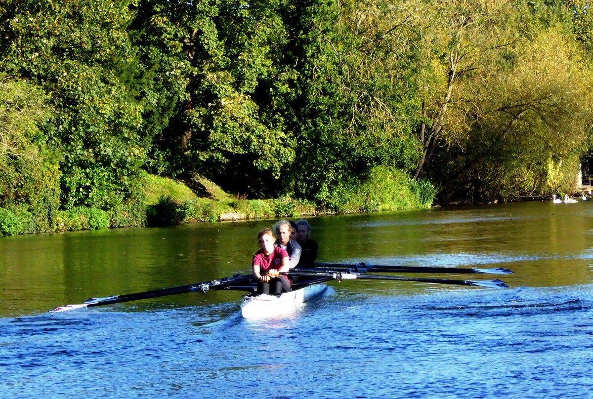 suabc1874's tweet image. Busy sunny morning on the river with all squads out