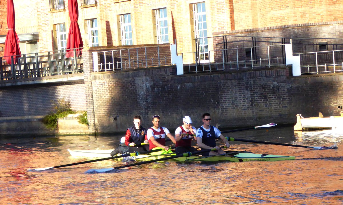 suabc1874's tweet image. Busy sunny morning on the river with all squads out