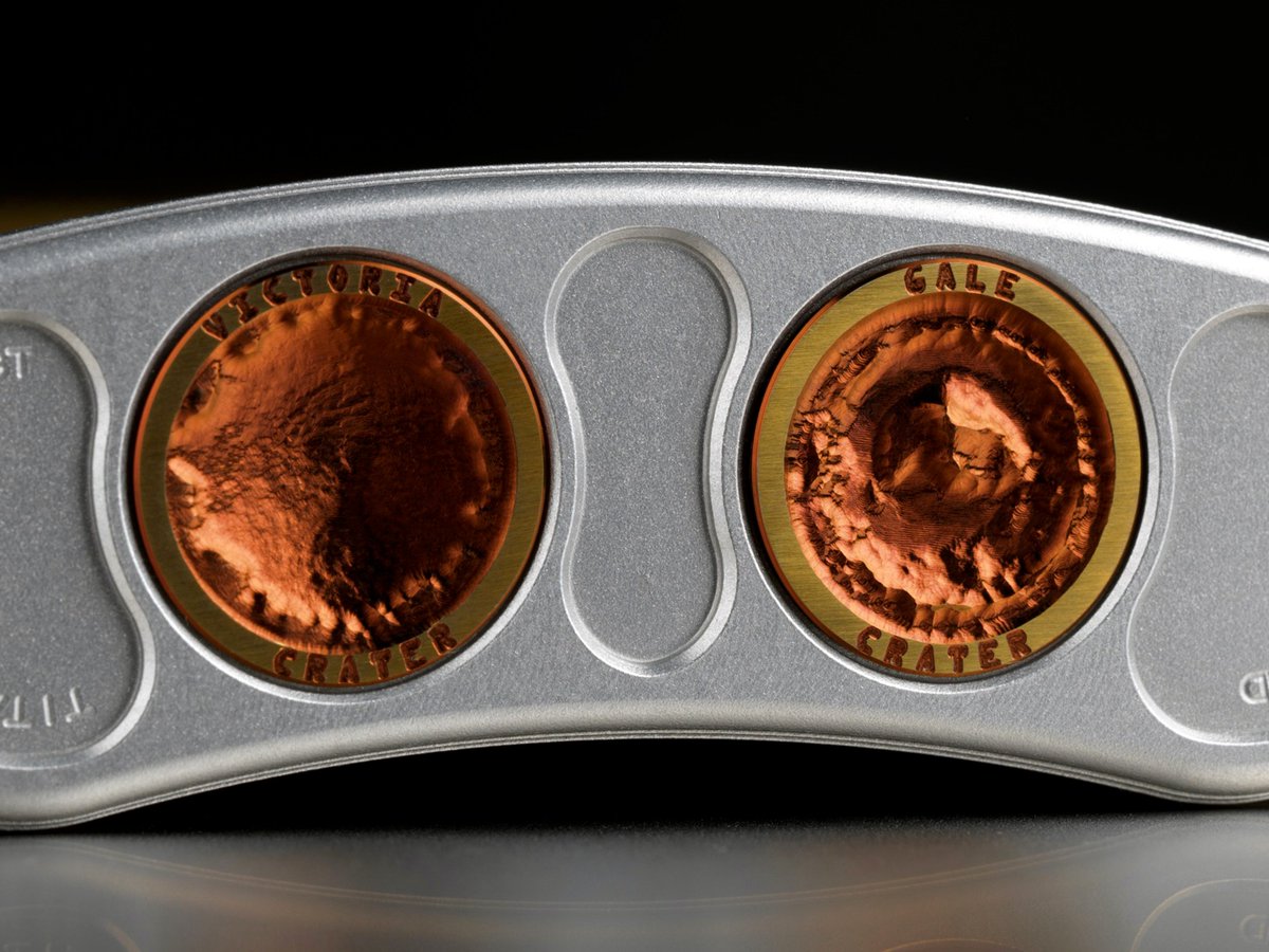 BallvenDesign's tweet image. Martian craters engraved deep in titanium in exquisite detail.  kickstarter.com/projects/ballv… @MBandF #Mars #titanium #edc #ElonMusk #Ballven