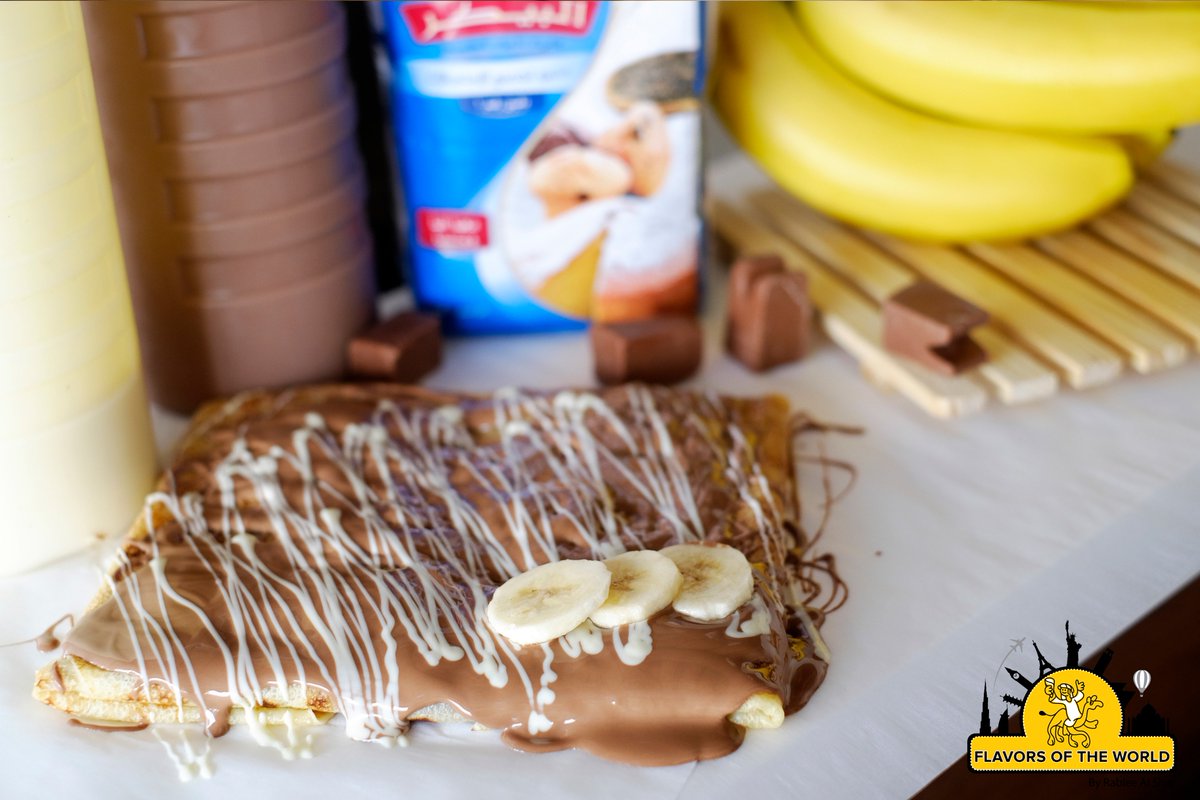 flavorsworlduae's tweet photo. Crepes just getting better. Chocolate and milk syrup plus banana fillings on your fresh crepe, what else can you ask more? #bananacrepe https://t.co/5QOWTuREGF