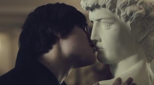 idolsdrugs's tweet photo. SORRY BUT THIS PART OF SEOKJIN KISSING THE STATUE REMINDED ME OF THE MOVIE "SUICIDE ROOM" AND A DOMINIK SAYING "I PREFER BOY"

 #WINGS https://t.co/1nn7BPrODc