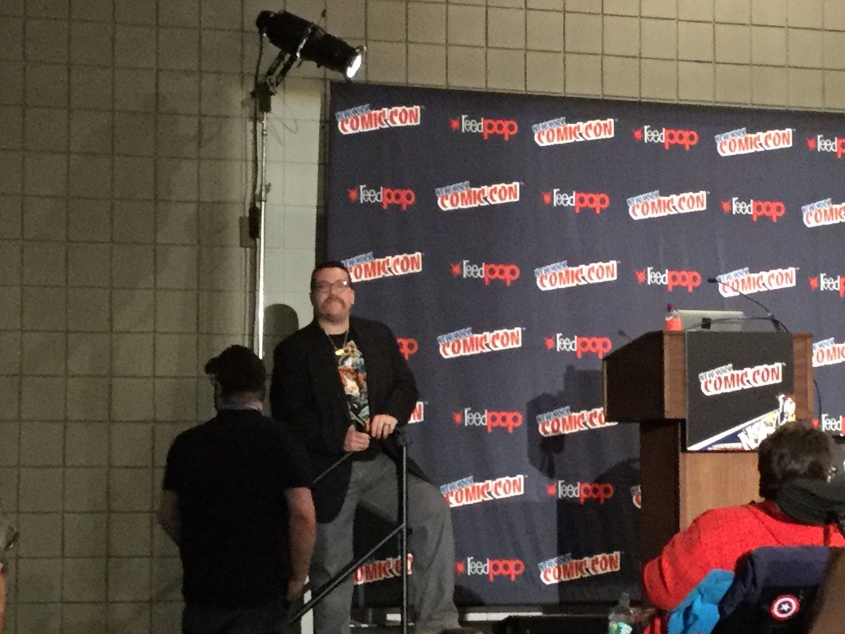 BearofCoul's tweet photo. Ohai @AgentM! #NYCC #NYCC2016 #MarvelNYCC https://t.co/HcPaDR674x