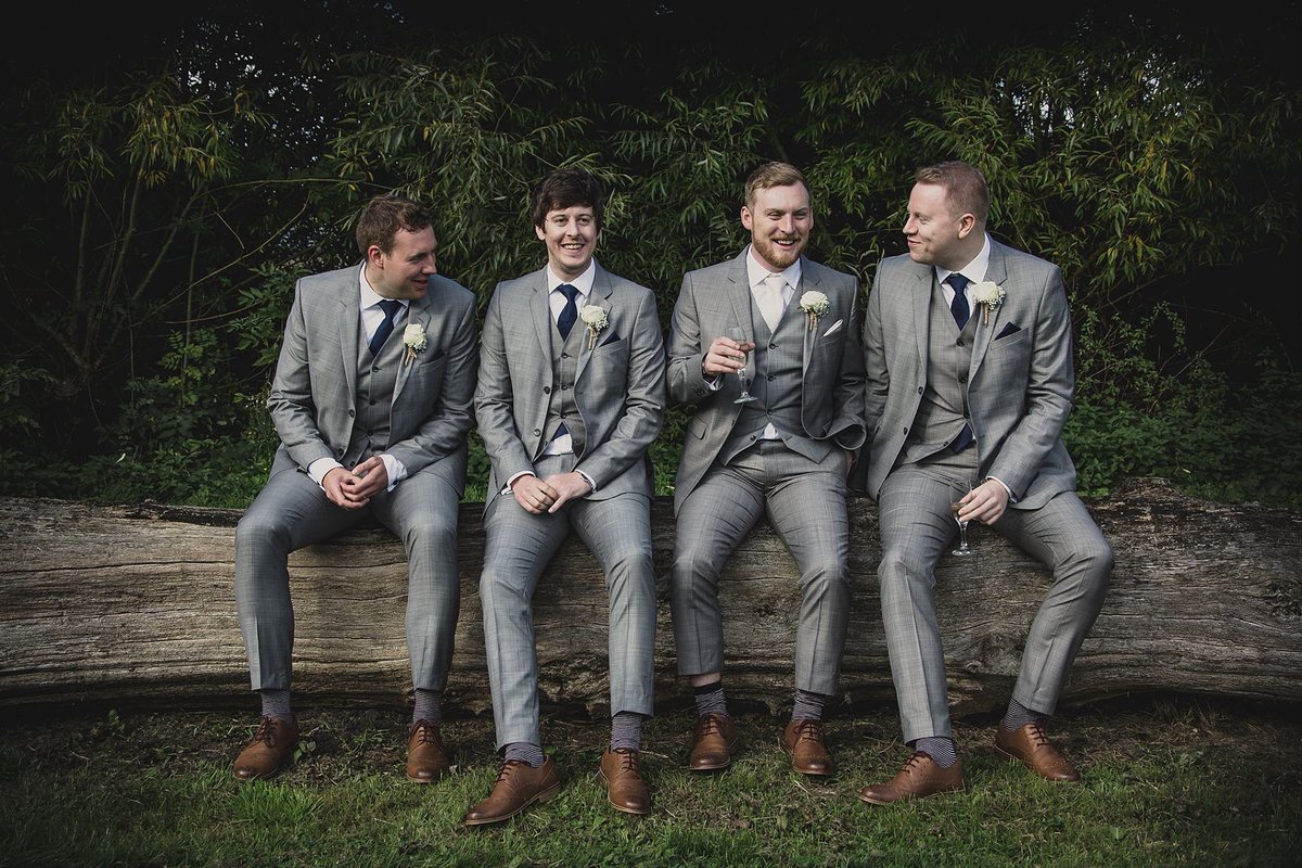 Jo Greenfield: Photographer tweet media