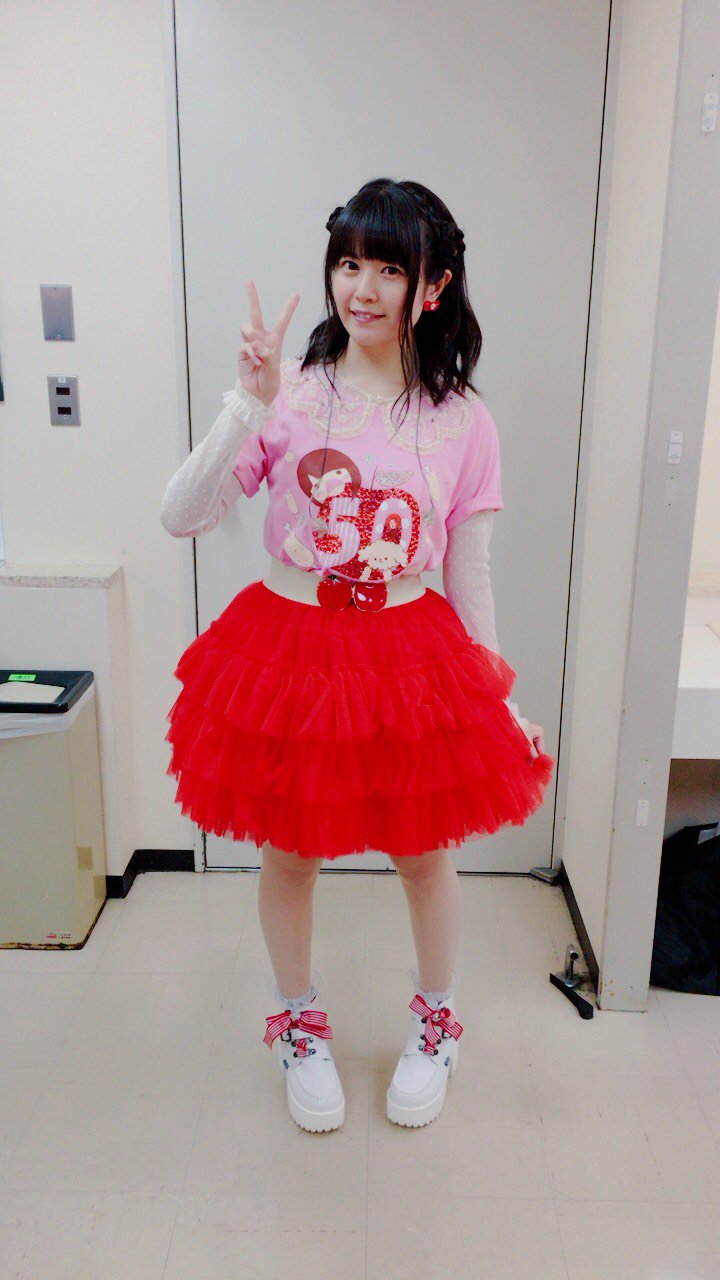 声優 竹達彩奈 直筆サイン Tシャツ - メルカリ