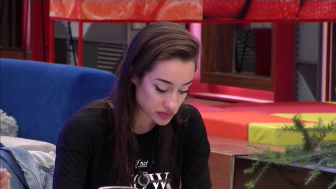 adaristasgh17's tweet photo. Adaraaa❤️ #DBT5GH17 #DBT5gh17 #GHDirecto #beagh #adaragh #adaramolinero https://t.co/KtJ5YhfK8Z