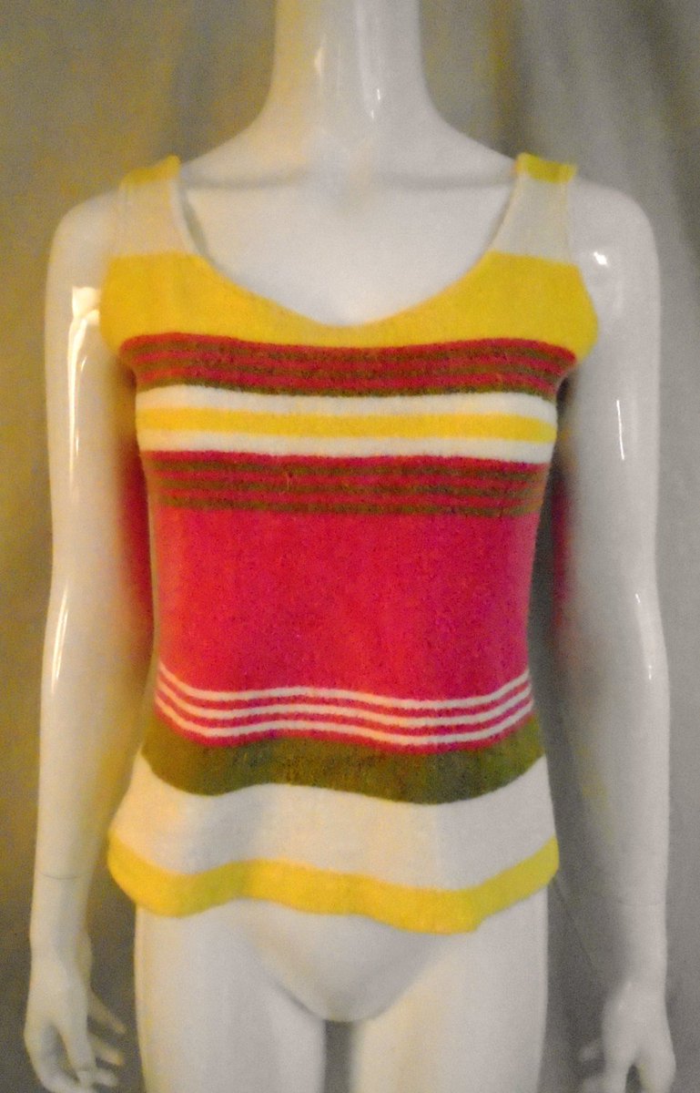 Rue23vintage's tweet photo. Vintage 1970's Tank Top Terry Cloth Striped Bobbie Brooks Beac… https://t.co/FyTlv6les3 #vintageclothing #RockerTank https://t.co/YEJaSz4XrY