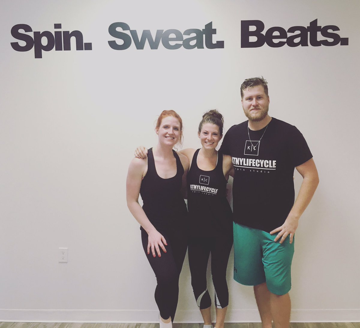 katielauriss's tweet image. What an amazing first class at @ktnylifecycle! So proud of these two kids, making the family proud. Kootenays: go check them out!