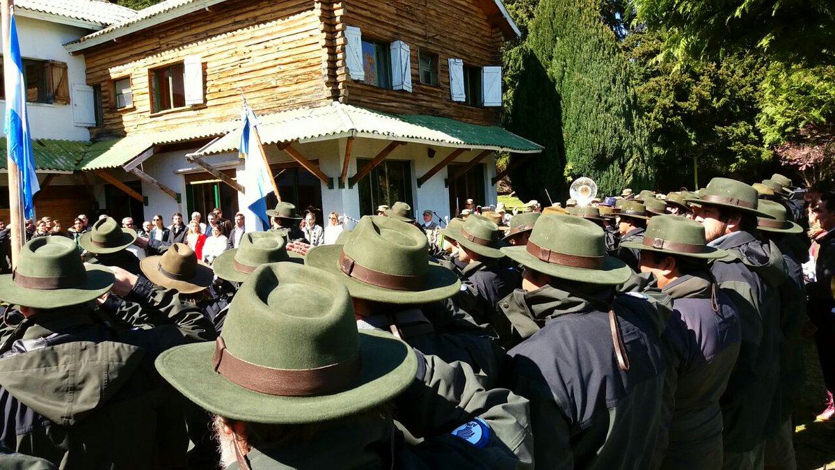 En el #DiaDelGuardaparqueNacional la APN anunció reapertura de la Escuela Nacional de Gpques y su futuro traslado a Villa Mascardi #RíoNegro