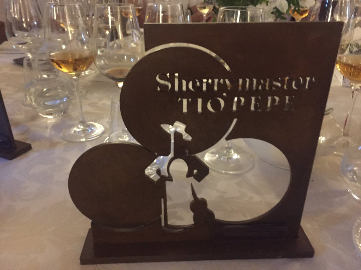 AnkabriLarpeiro's tweet photo. Última parte del #SherryMaster2016 una gozada
https://t.co/3bA4jJqP7H https://t.co/z8ISuiLk3F