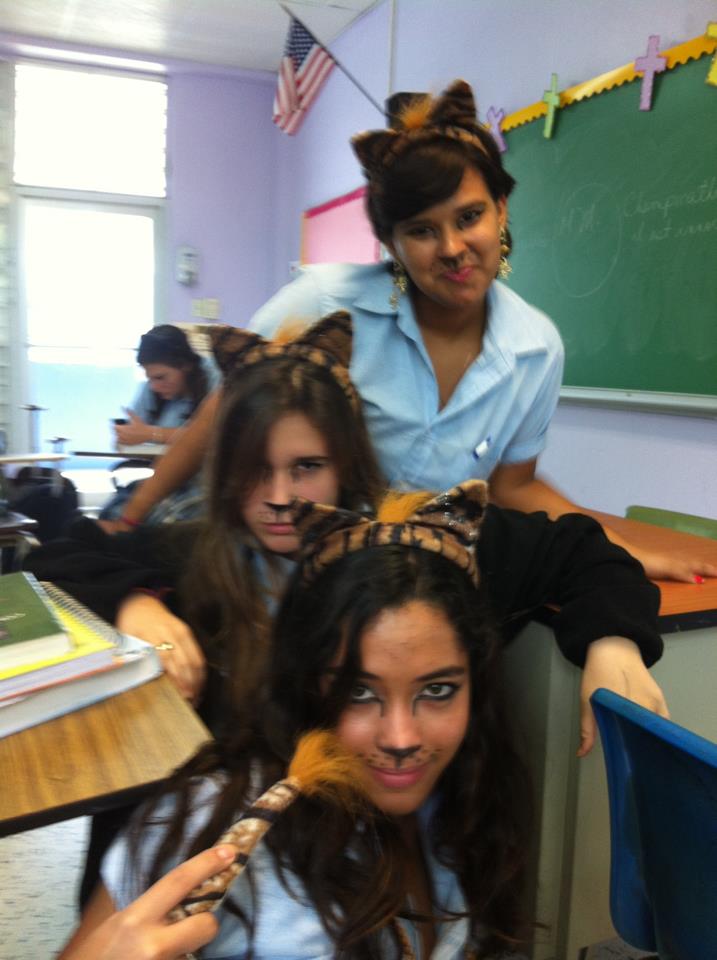 vivianaisabel09's tweet image. ma best friend cumple hoy &amp;lt;3 @maryestrellass