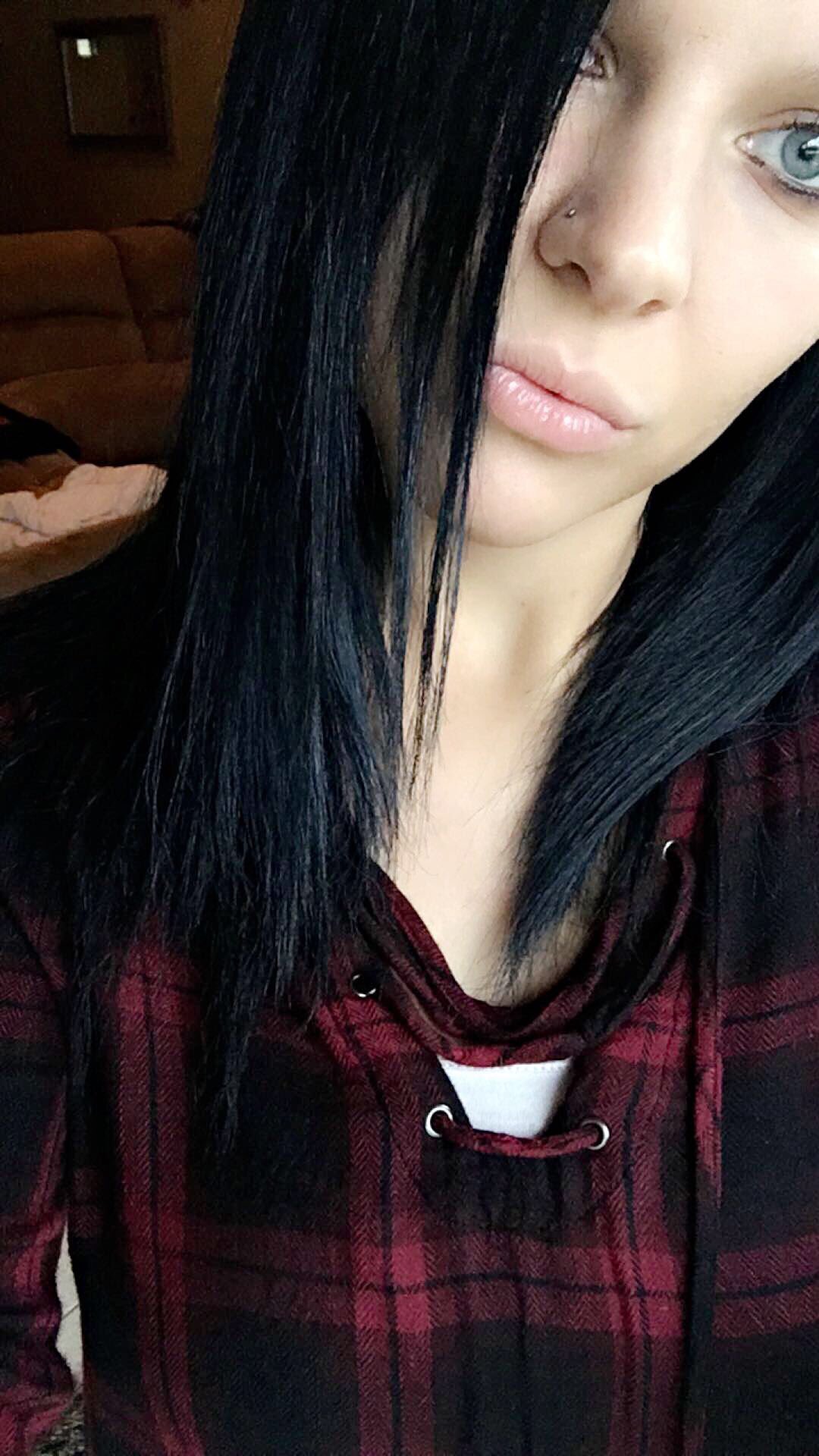Soooo this happened today #winterhair https://t.co/q1yn0VOBx1
