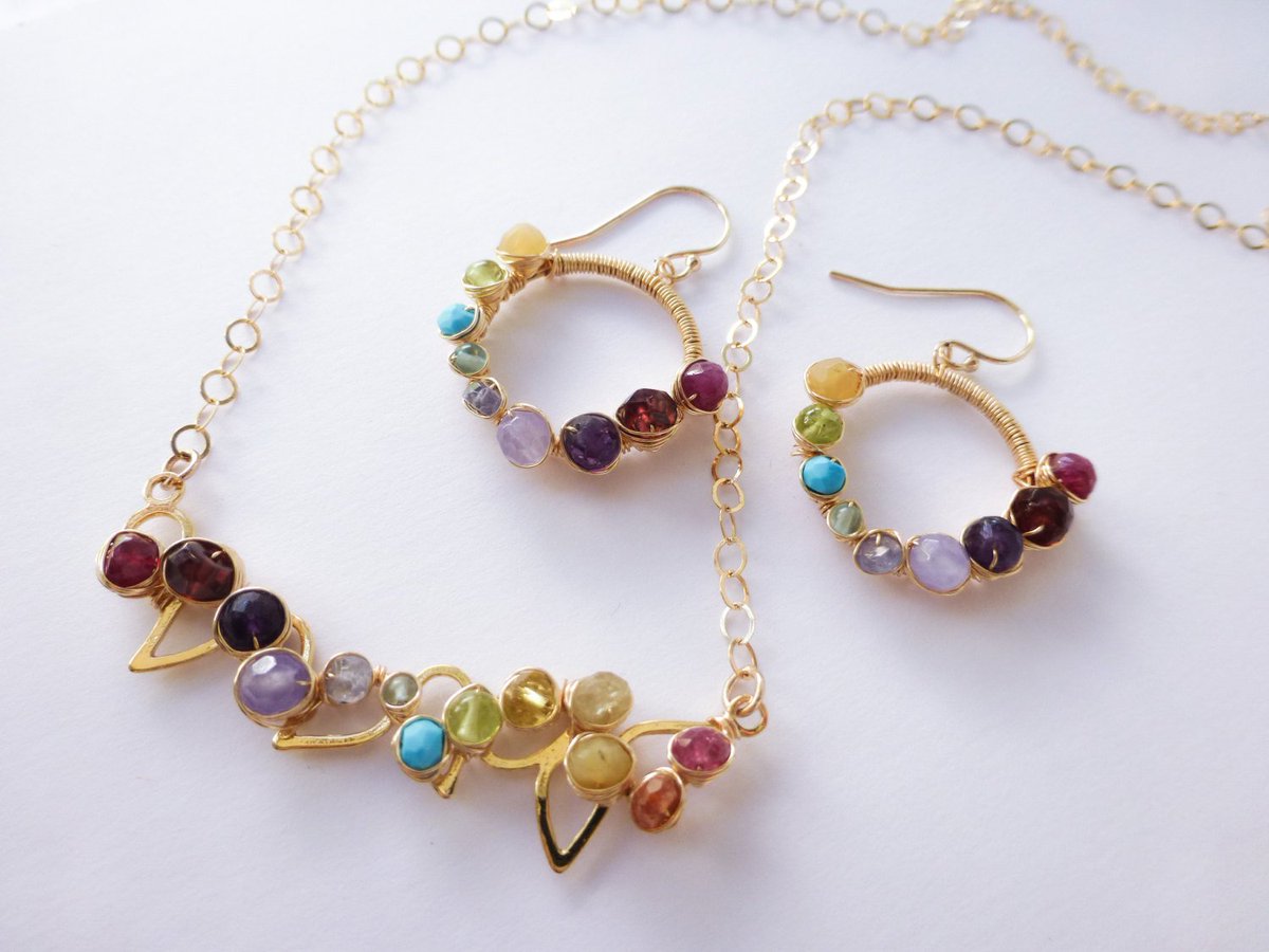 valltasy's tweet photo. Rainbow Gemstone Set, Multi Gemstone Set, Rainbow Gemstone Bar,… https://t.co/flfzv2RmAJ #StudioVK #MultiGemstoneSet https://t.co/n6UwxNkum1