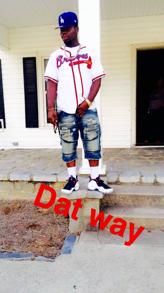 jamar_devon's tweet image. Married to the 💵⛽️💯