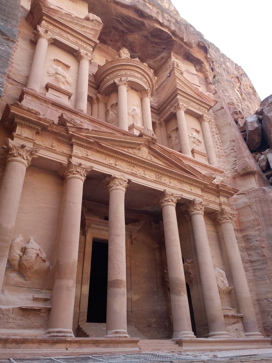 Searchofnirvana's tweet photo. At #Petra
#Jordan #jordanadventure
#TRLT #Travelpics #Travel #traveller #travelling #backpackers https://t.co/vInzEYysj3