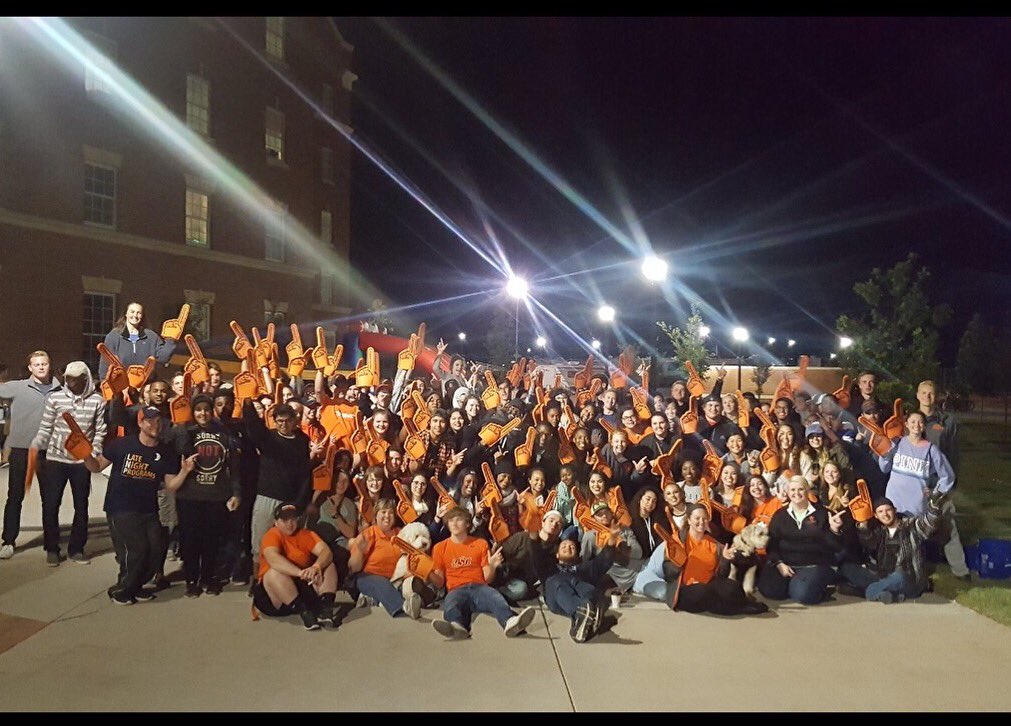 LeonMcClinton's tweet photo. @cuturf ,so happy to see another successful @Pets4Pete @okstatereslife late night program! Job well done w/ Fri. Night Frenzy! #OpenLateOSU https://t.co/z0W95CwZ99