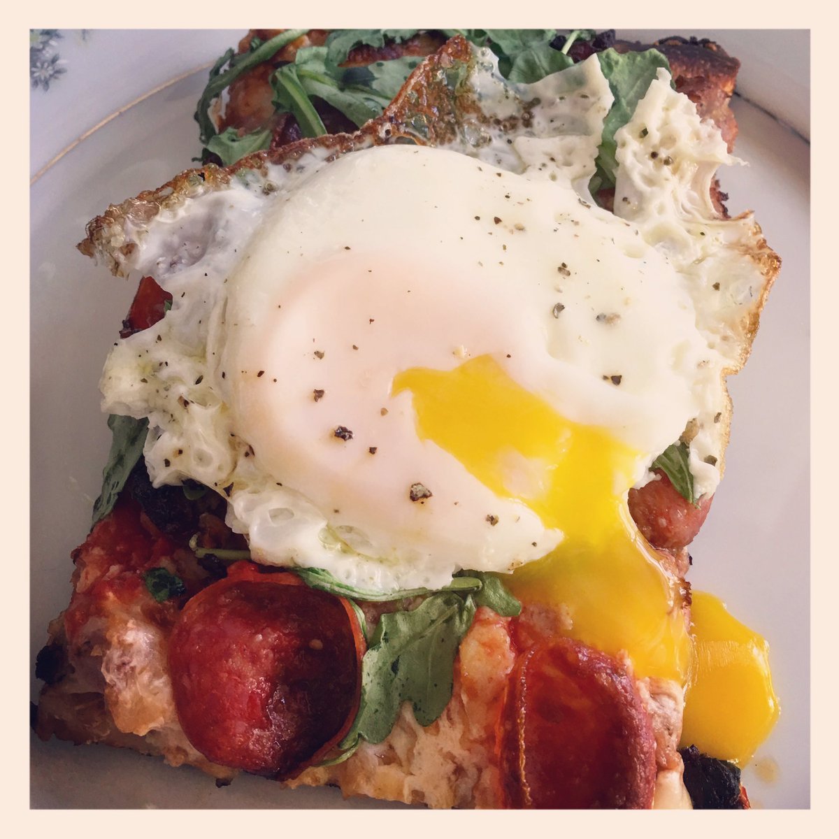 JonathanTylicki's tweet photo. A little indulgence for breakfast ๐๐๐ณ
@aktinmotion
#akt #aktinmotion #trainerlife #indluge #foodie #delish #treatyoself https://t.co/flpbPgfmHc