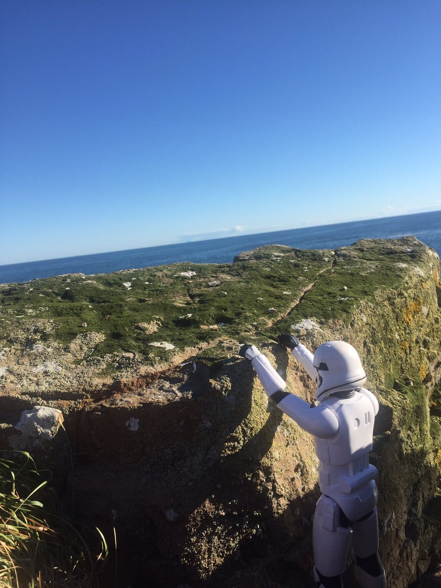 DanStormtroope1's tweet photo. More #climbing #adventure around the #highlands #Scotland #starwars #stormtrooper https://t.co/2Wlz1yYnZ8