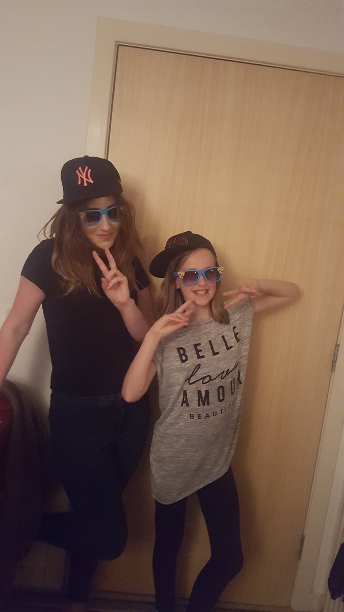 DAISIEMAC's tweet photo. @TheXFactor #MummyG's #KiddieG's https://t.co/JhFCeEhCfq