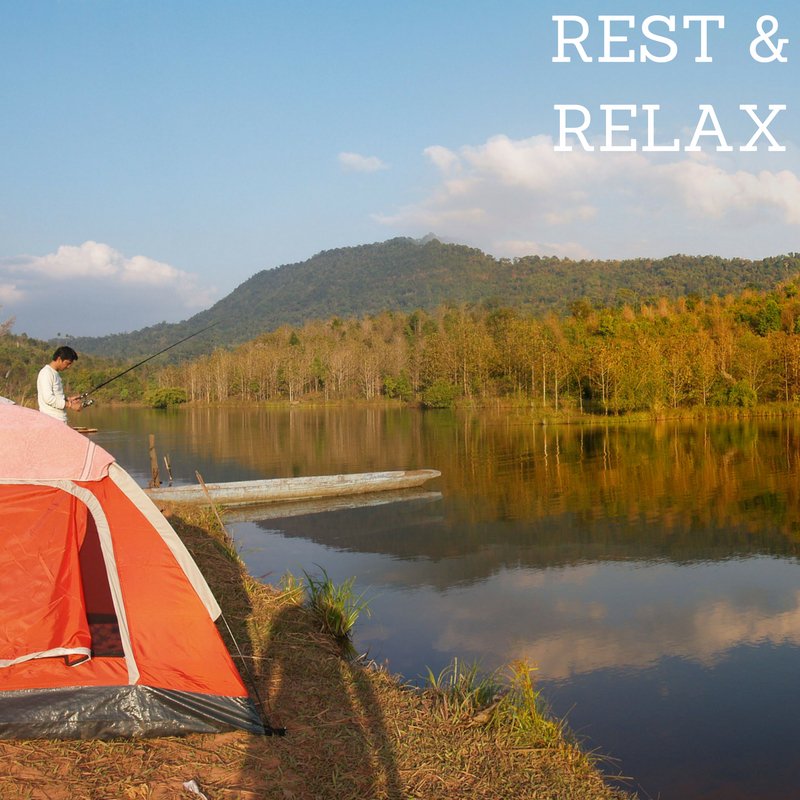 NewtonScreen_'s tweet photo. The fall weather is here, make sure you enjoy it without worrying about pesky insects! https://t.co/ARWW0fRoH3 #camping #newtonscreen #fall https://t.co/IoOmc7IPzB